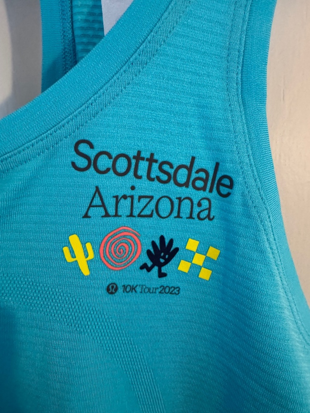 Lululemon Racing Shirt, Scottsdale Arizona 10k Tour 2023, Size 8